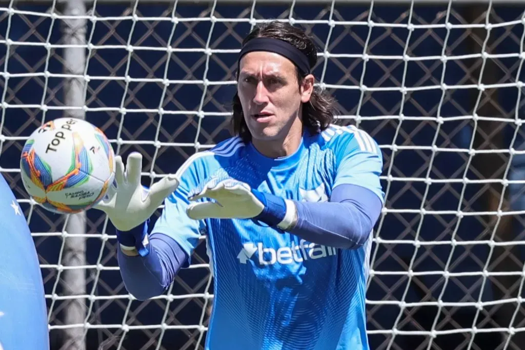MG – BELO HORIZONTE – 27/02/2025 – CRUZEIRO, TREINO – Cassio jogador do Cruzeiro durante treino no Centro de Treinamento CT Toca II. Foto: Gilson Lobo/AGIF