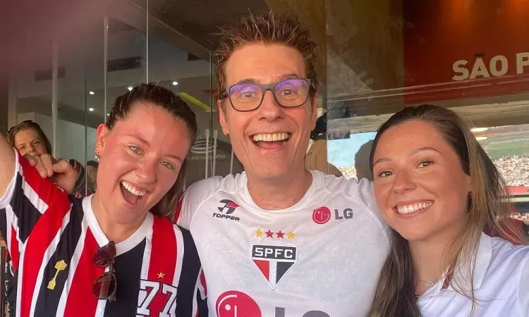 Reprodução/Instagram/@dinhoouropreto