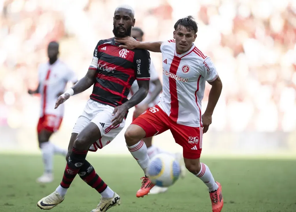 Flamengo levou a melhor no último duelo entre as equipes. Foto: Jorge Rodrigues/AGIF