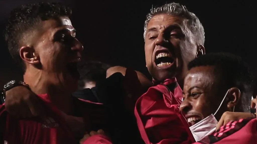 Crespo teve bons momentos no Tricolor - Foto: Ettore Chiereguini/AGIF.