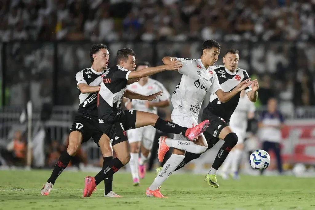 Vasco e Santos, pelo Campeonato Brasileiro