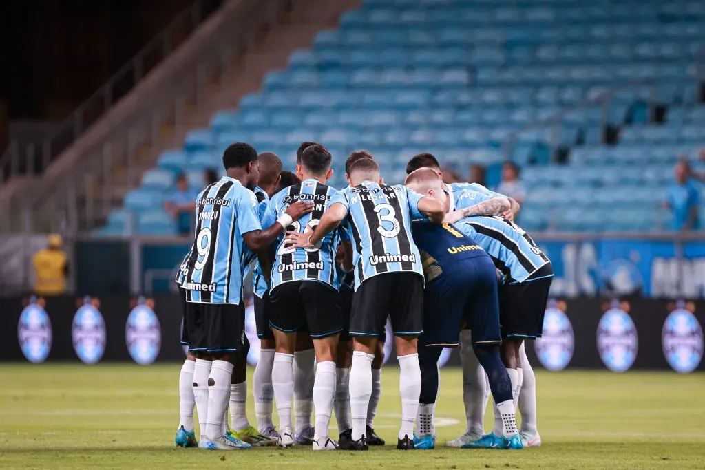 SP – PORTO ALEGRE – 29/03/2025 – BRASILEIRO A 2025, GREMIO X ATLETICO-MG – Jogadores do Gremio da partida contra Atletico-MG no estadio Arena do Gremio pelo campeonato Brasileiro A 2025. Foto: Maxi Franzoi/AGIF