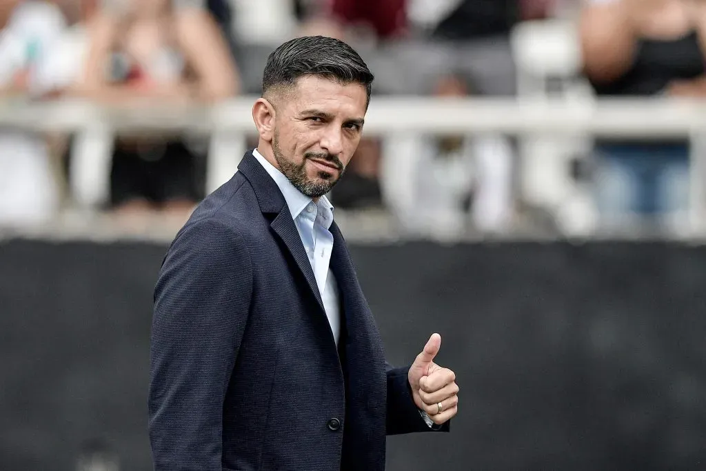 Emiliano Diaz auxiliar técnico do Corinthians – Foto: Thiago Ribeiro/AGIF