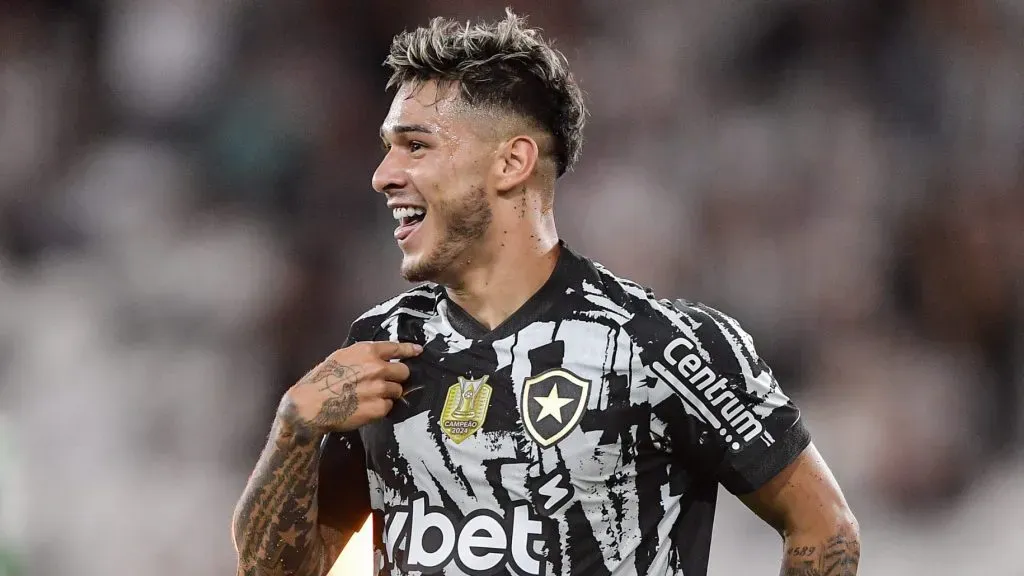 Mateo Ponte jogador do Botafogo – Foto: Thiago Ribeiro/AGIF