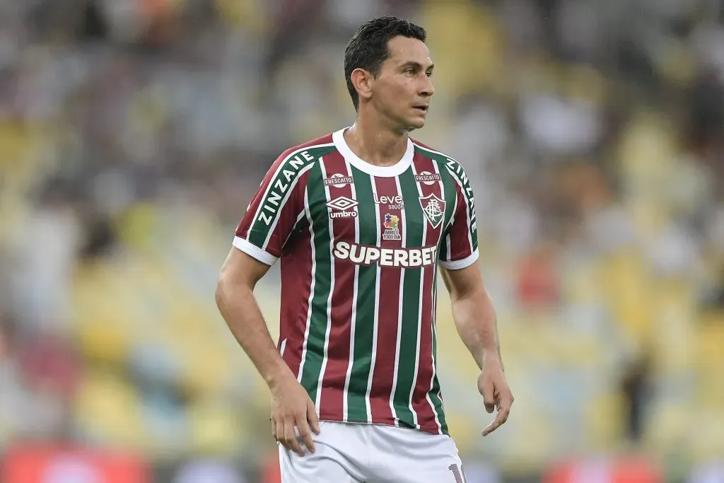 Camisa do Fluminense com o atual patrocínio master – Foto: Thiago Ribeiro/AGIF