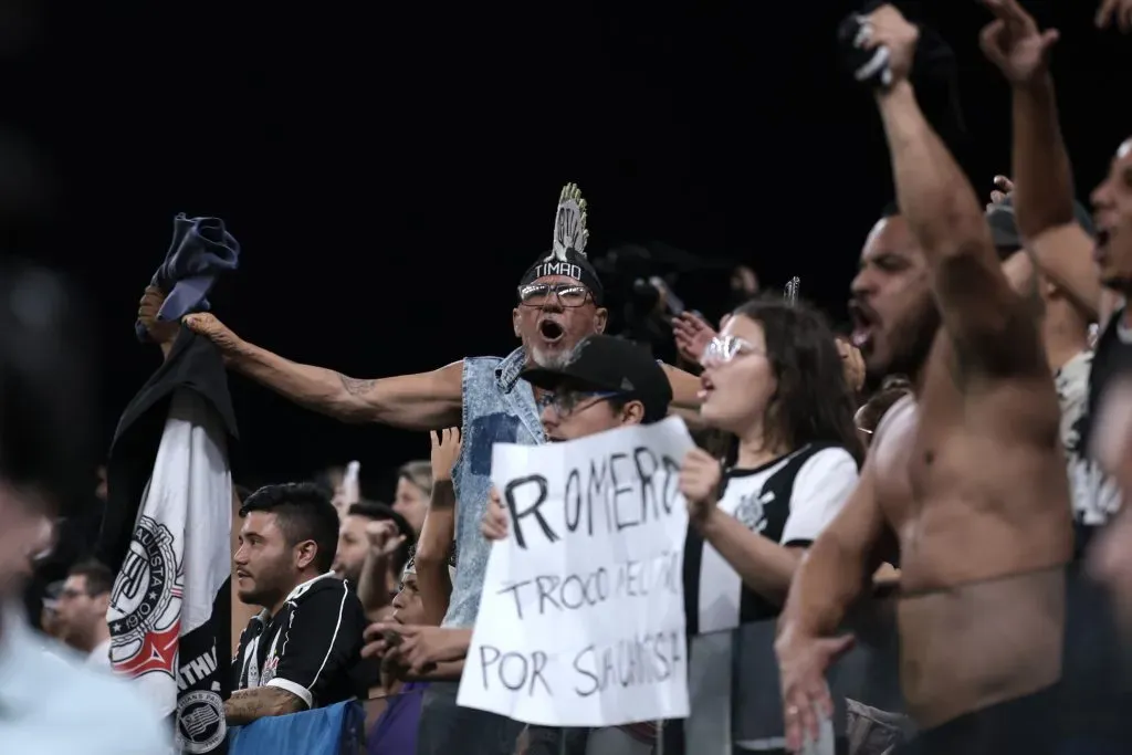 SP – SAO PAULO – 26/02/2025 – COPA LIBERTADORES 2025, CORINTHIANS X UNIVERSIDAD CENTRAL – Torcida do Corinthians durante partida contra Universidad Central no estadio Arena Corinthians pelo campeonato Copa Libertadores 2025. Foto: Marcello Zambrana/AGIF