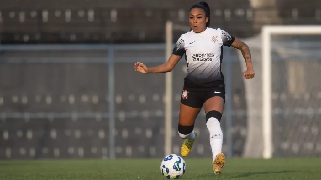 Thais Regina jogadora do Corinthians durante partida contra o Juventude no estádio Alfredo Schürig pelo campeonato Brasileiro A1 2025. Foto: Anderson Romão/AGIF