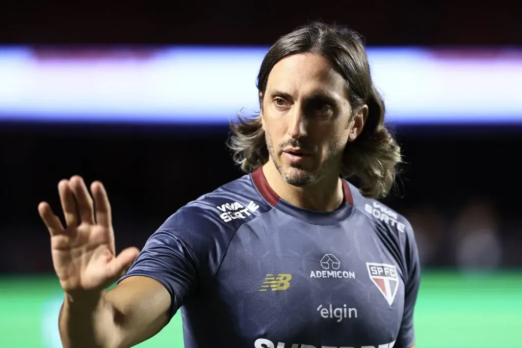 Treinador argentino em partida do Tricolor Paulista. Foto: Marcello Zambrana/AGIF