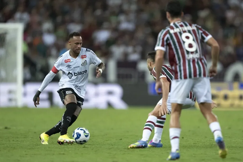 Neymar contra o Fluminense