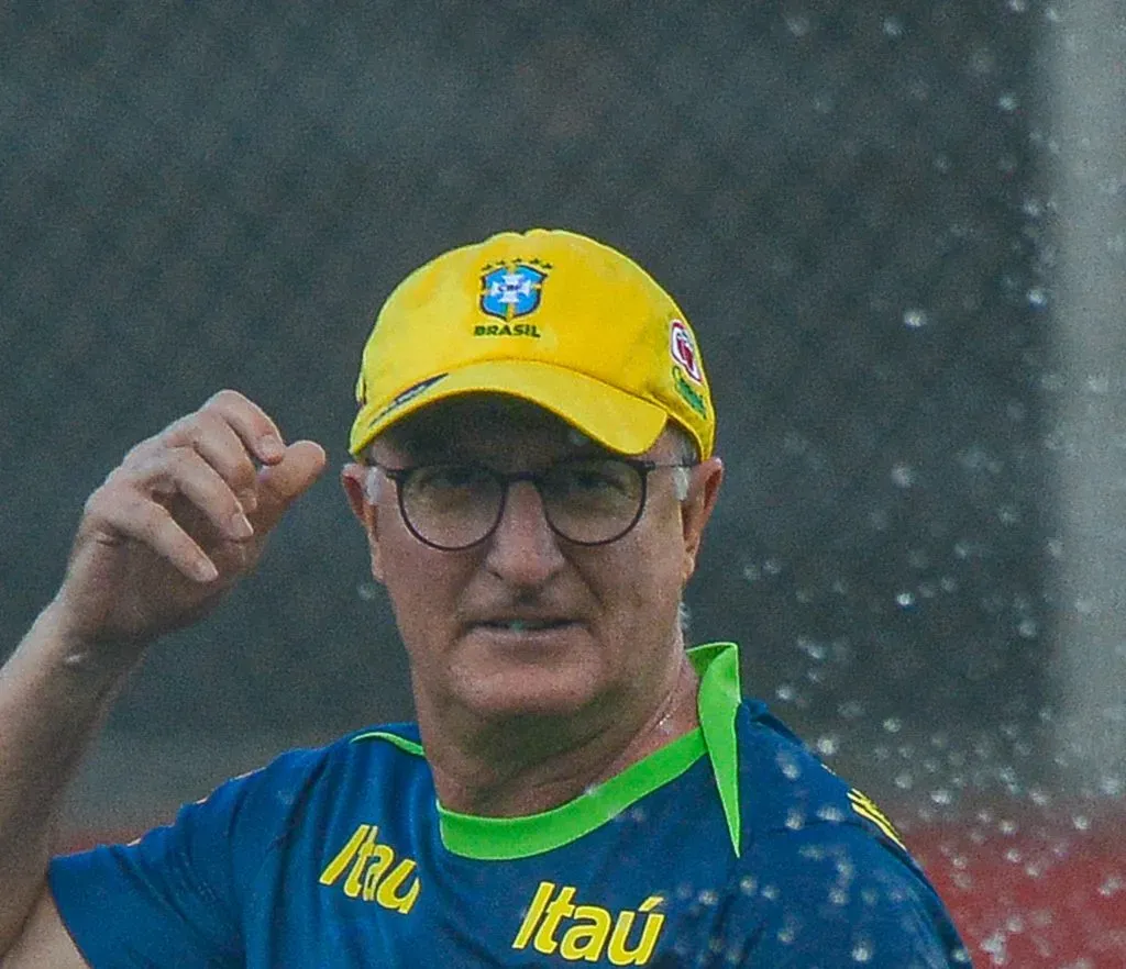 BA – SALVADOR – 16/11/2024 – BRASIL, TREINO NO BARRADAO , SALVADOR (BA) – Dorival Junir tecnico do Brasil durante treino no estadio Barradao. Foto: Jhony Pinho/AGIF