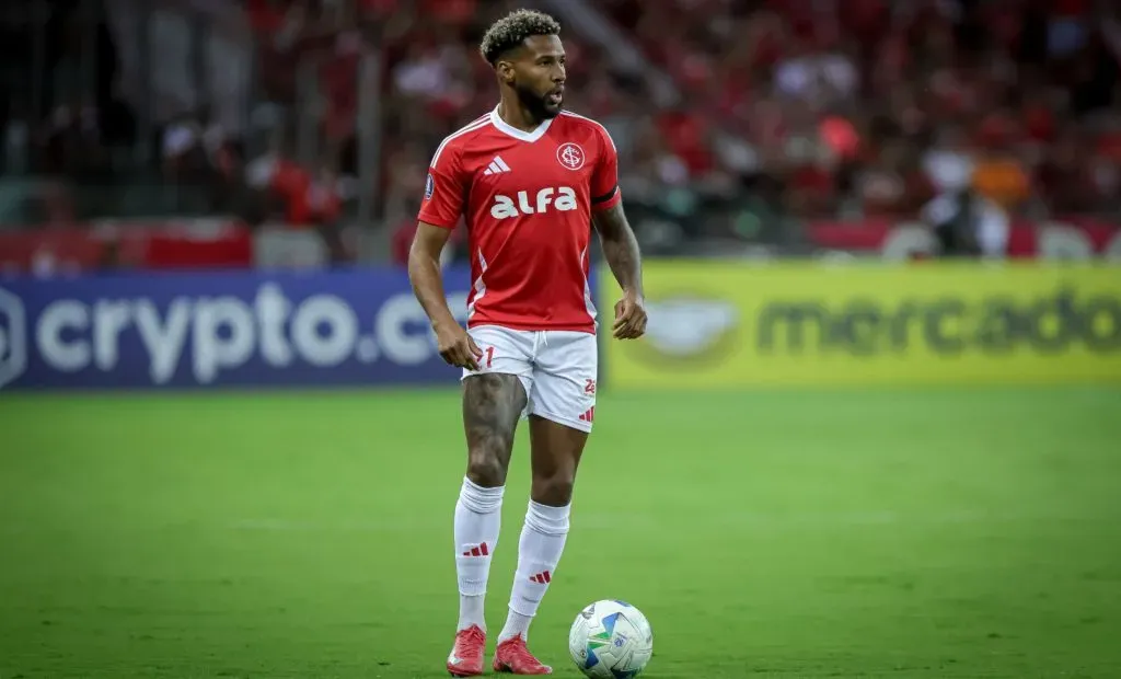 Wesley é uma das principais novidades do Internacional para o Gre-Nal – Foto: Vinicius Molz Schubert/AGIF