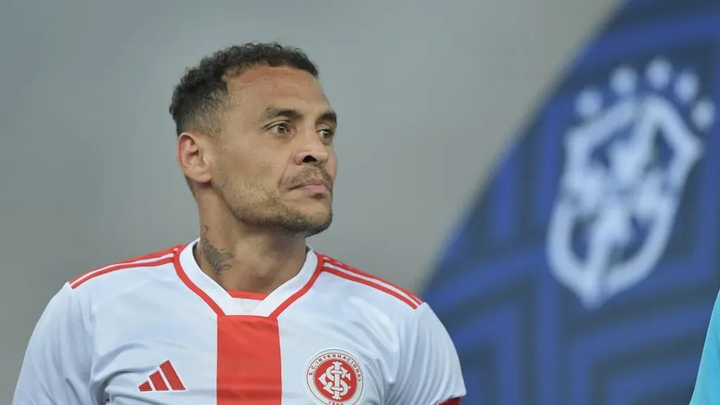 Craque do Internacional, Alan Patrick é um dos principais destaques do futebol brasileiro – Foto: Thiago Ribeiro/AGIF