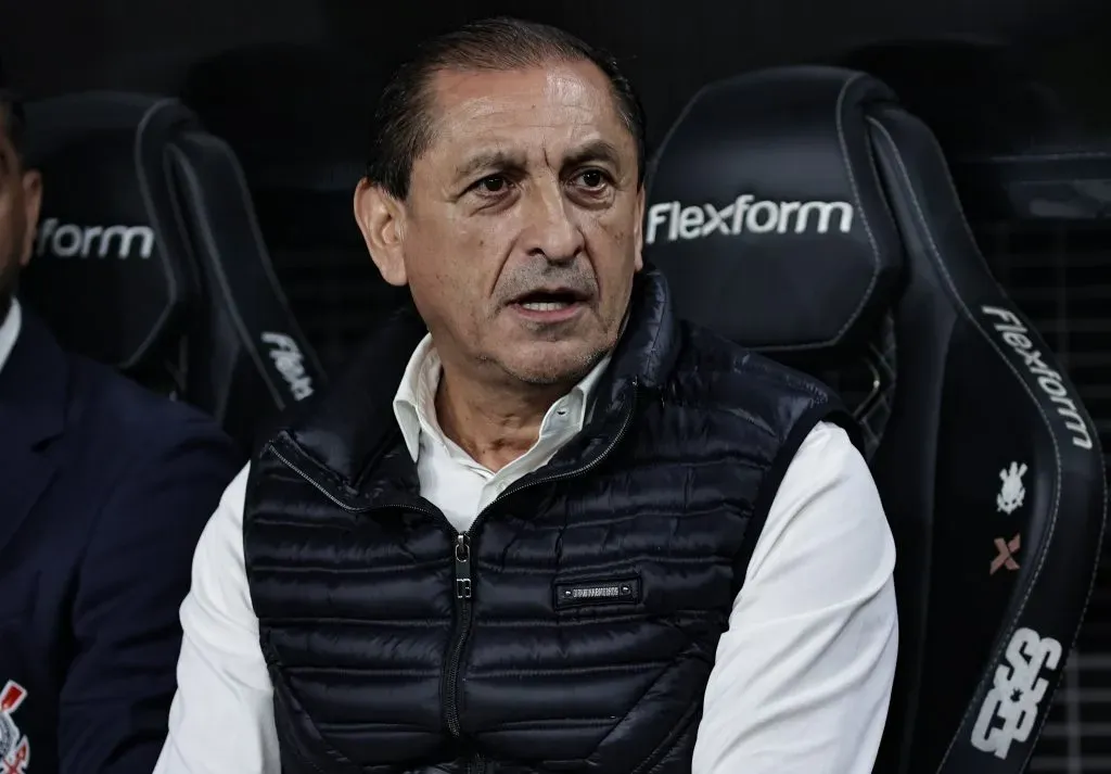 Técnico está sem clube. Foto: Fabio Giannelli/AGIF