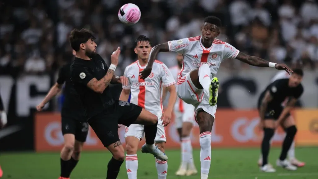 Corinthians X Internacional. Foto: Ettore Chiereguini/AGIF
