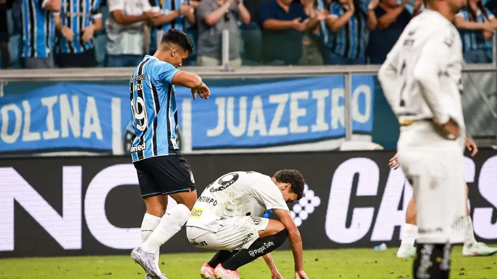 Gabriel Bontempo lamentando. Foto: Maxi Franzoi/AGIF