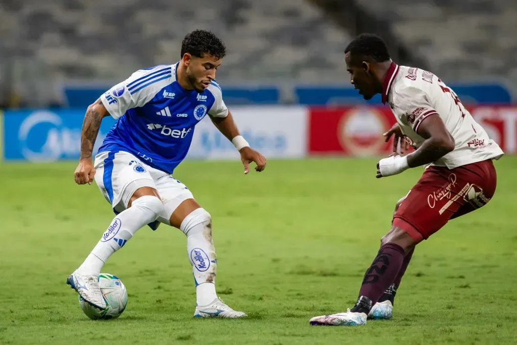 Willian jogador do Cruzeiro durante partida contra o Mushuc Runa – Foto: Fernando Moreno/AGIF