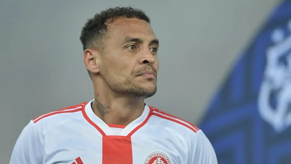 Alan Patrick no Internacional. Foto: Thiago Ribeiro/AGIF