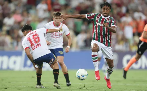 Fluminense x Unión Española se enfrentando pela Copa Sul-Americana. FOTO: LUCAS MERÇON / FLUMINENSE F.C.