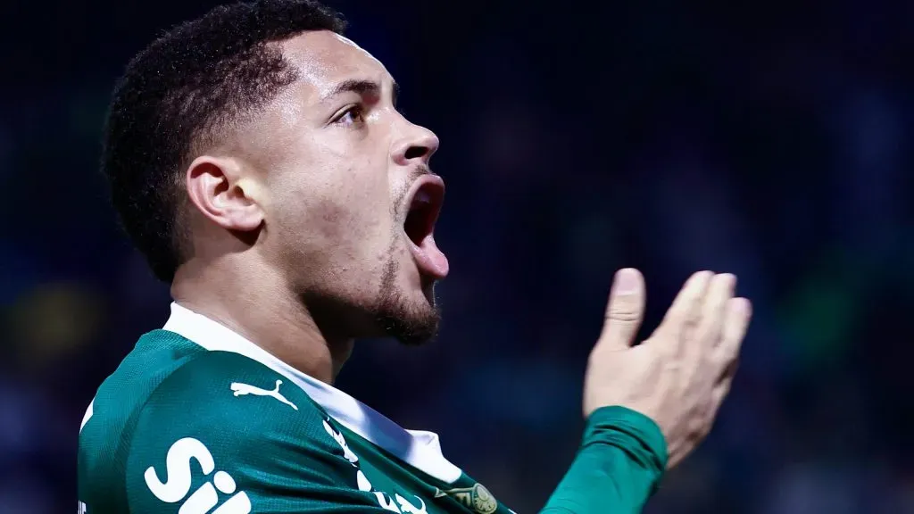 Vitor Roque, jogador do Palmeiras. Foto: Marcello Zambrana/AGIF
