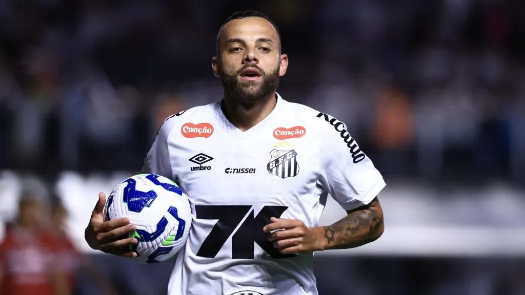 Guilherme foi vaiado contra o CRB. Foto: Marcello Zambrana/AGIF