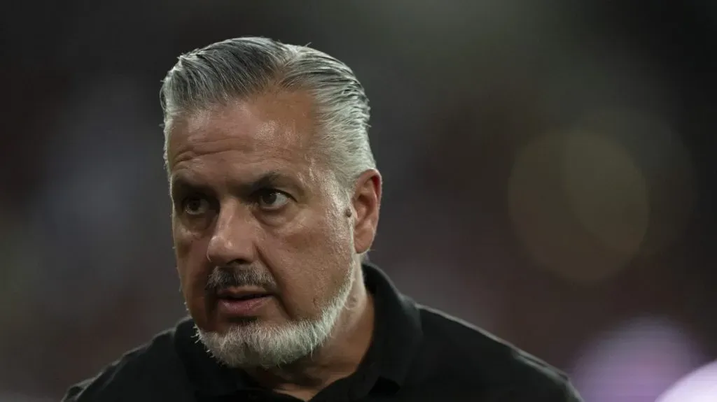 Foto: Jorge Rodrigues/AGIF – José Boto, diretor do Flamengo, descartou a contratação do atacante ex-Corinthians.