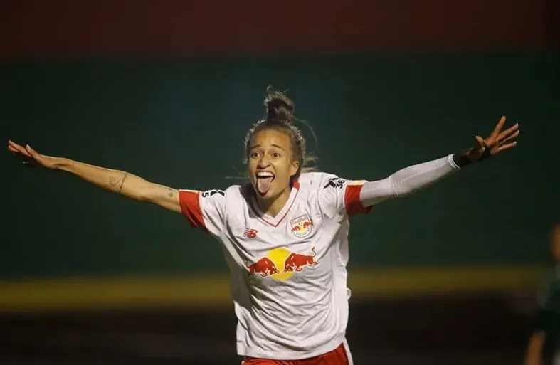 Ariel comemora gol em Palmeiras x Bragantino no Brasileirão Feminino 2022. Foto: Fernando Roberto/Red Bull Bragantino