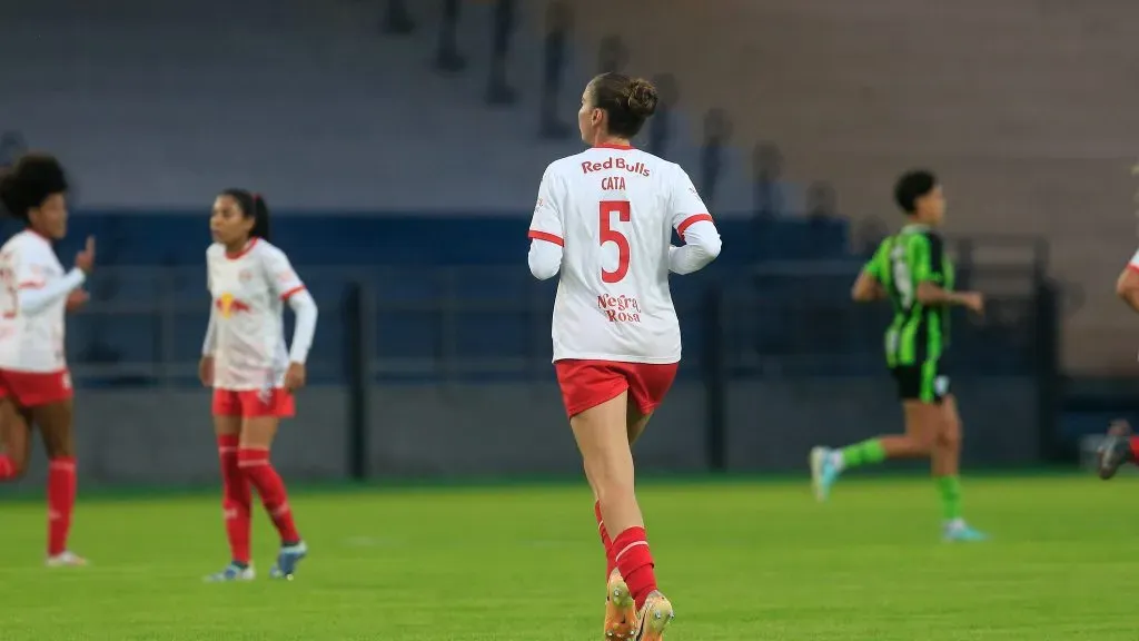 Cata Ongaro jogadora do RB Bragantino