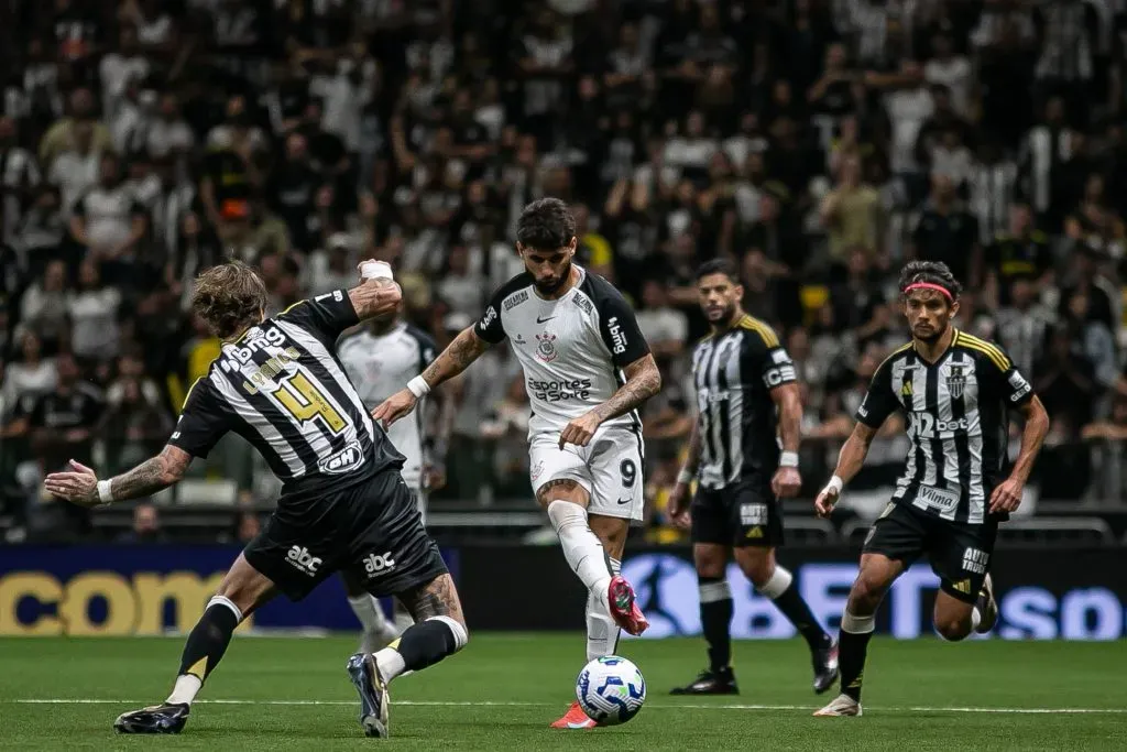 Yuri Alberto jogador do Corinthians durante partida contra o Atletico-MG – Foto: Fernando Moreno/AGIF