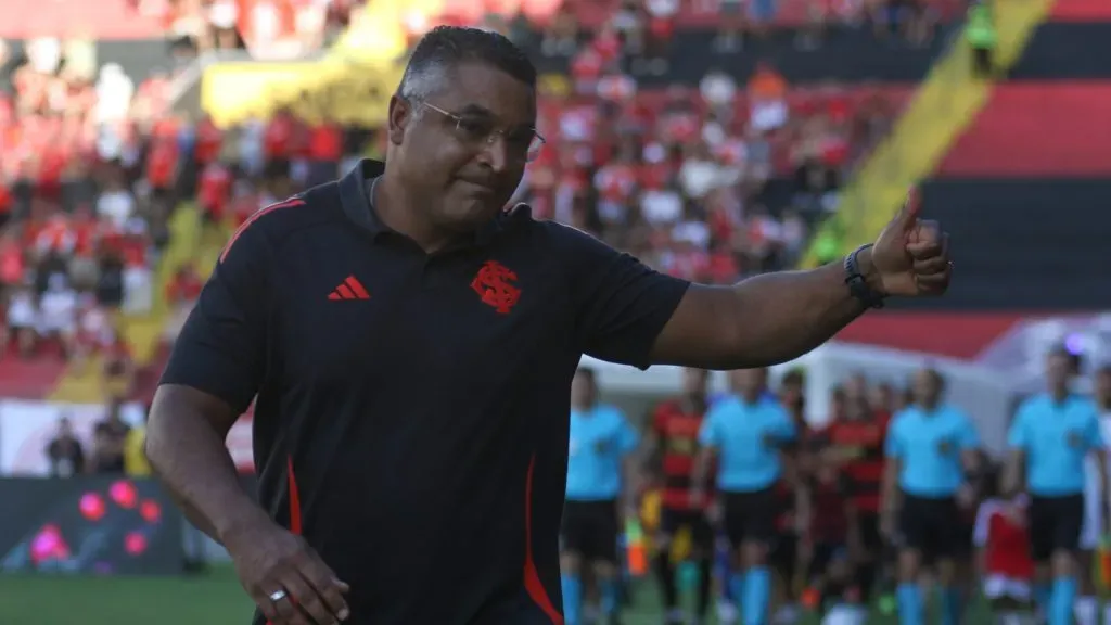 Roger Machado durante Sport x Internacional, pelo Campeonato Brasileiro – Foto: Rafael Vieira/AGIF