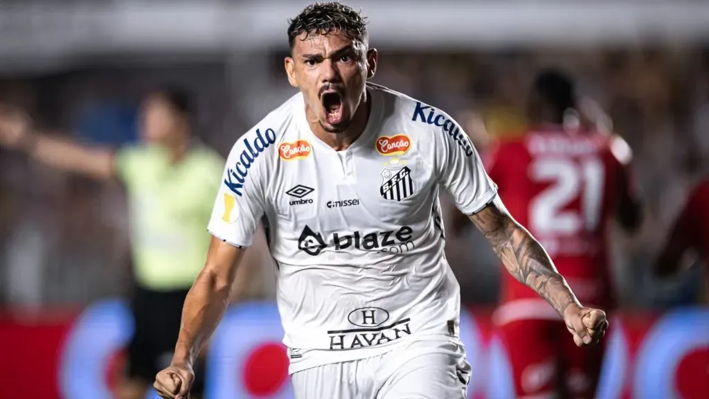 Tiquinho Soares, jogador do Santos. Foto: Abner Dourado/AGIF