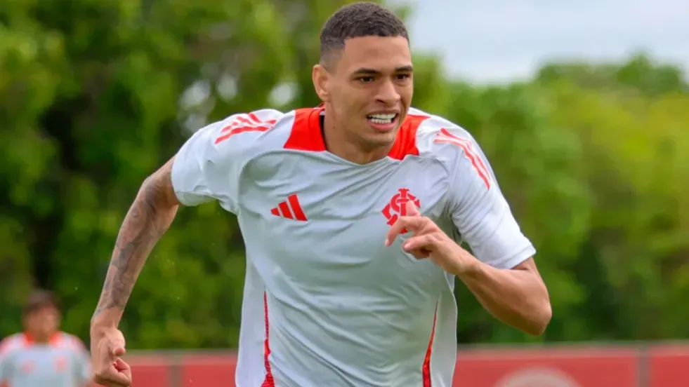 Diego Rosa em treino pelo Internacional