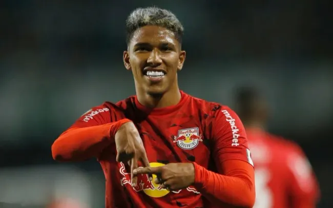 Sorriso, comera seu gol pelo Bragantino na temporada 2023 do Brasileirão. Foto: Divulgação redes sociais/vinisorriso77