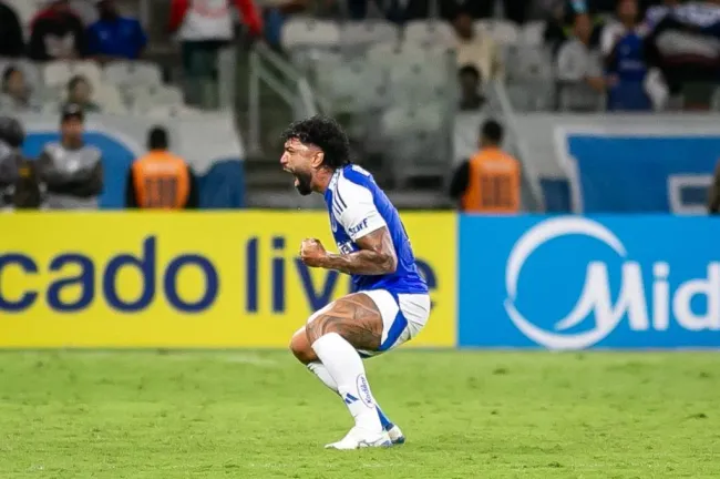 Gabigol jogador do Cruzeiro comemora seu gol – Foto: Fernando Moreno/AGIF
