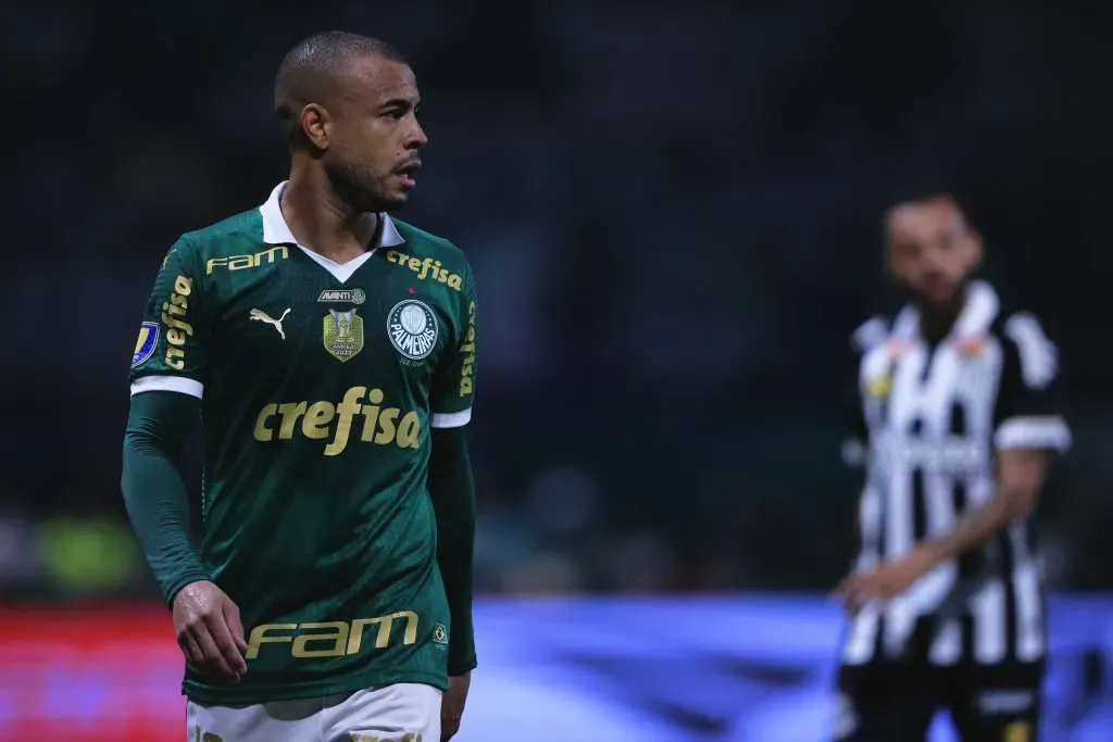 SP – SAO PAULO – 07/04/2024 – PAULISTA 2024, PALMEIRAS X SANTOS – FINAL – Mayke jogador do Palmeiras durante partida contra o Santos no estadio Arena Allianz Parque pelo campeonato Paulista 2024. Foto: Ettore Chiereguini/AGIF