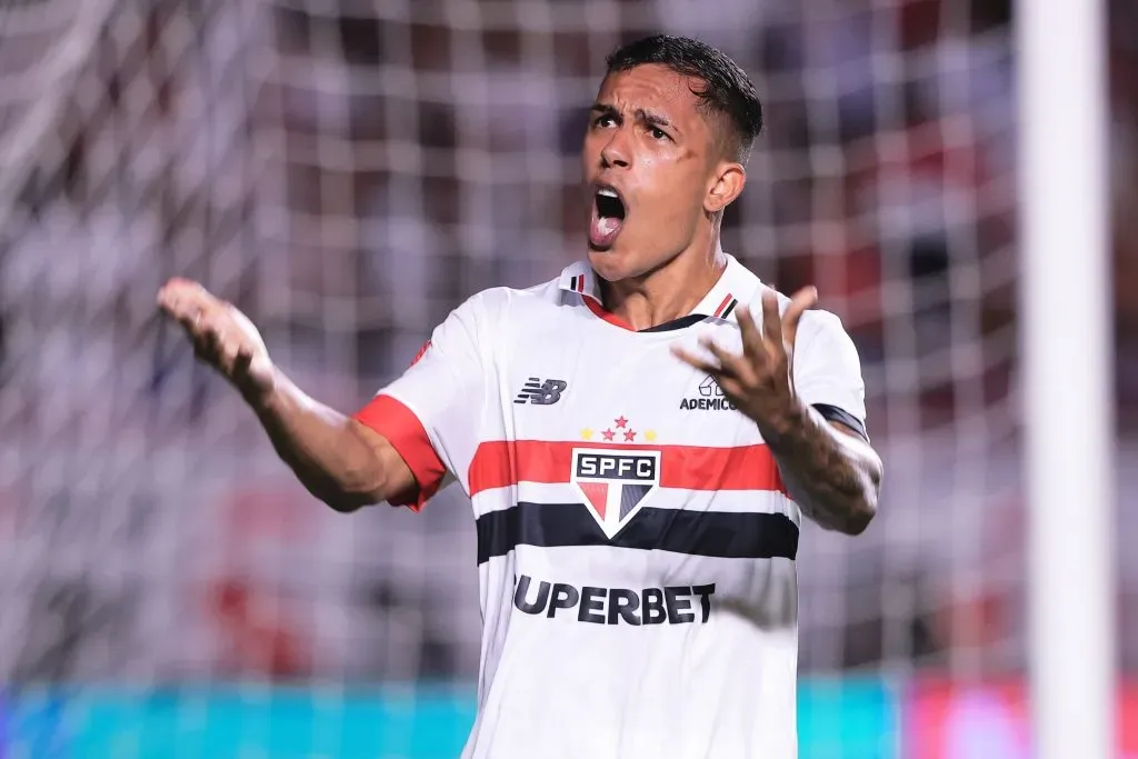 Igor Vinicius, jogador do São Paulo, durante partida contra o Novorizontino no estadio Morumbi pelo campeonato Paulista 2024. Foto: Ettore Chiereguini/AGIF