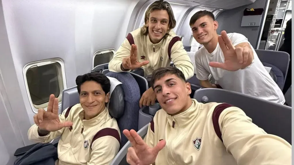 Elenco do Fluminense embarcando para a disputa do Mundial de Clubes – Foto: Reprodução/Fluminense