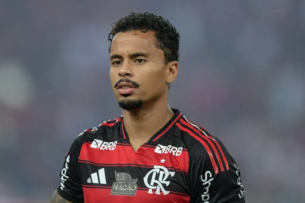 O Atlético-MG segue de olho em Allan para o segundo semestre. Foto: Thiago Ribeiro/AGIF