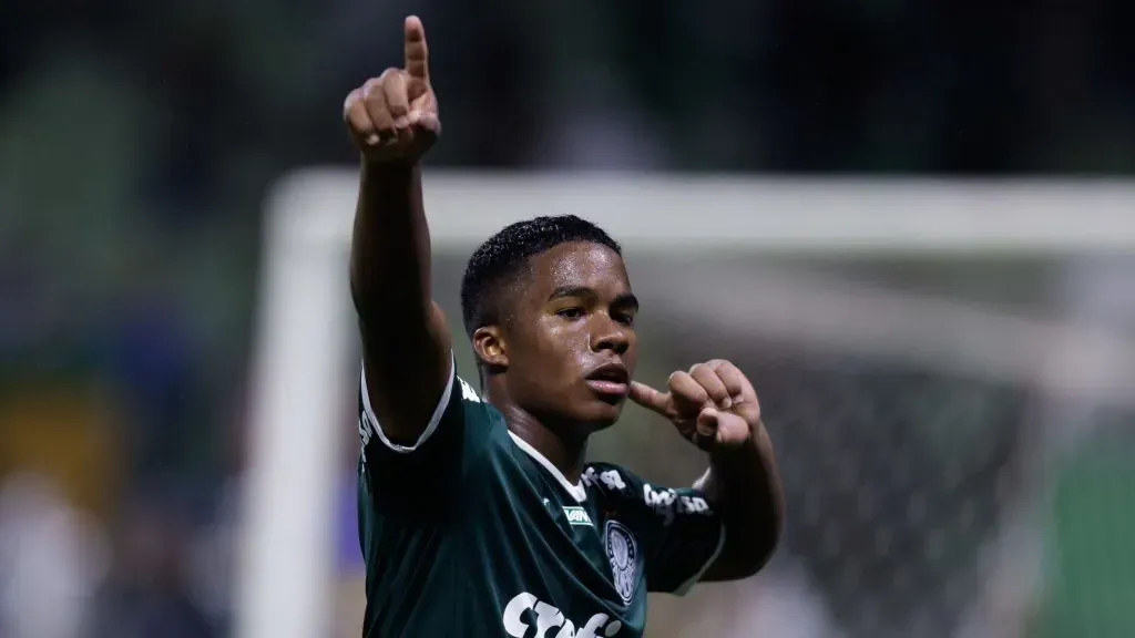 Endrick pelo Palmeiras. Foto: Alexandre Schneider/Getty Images