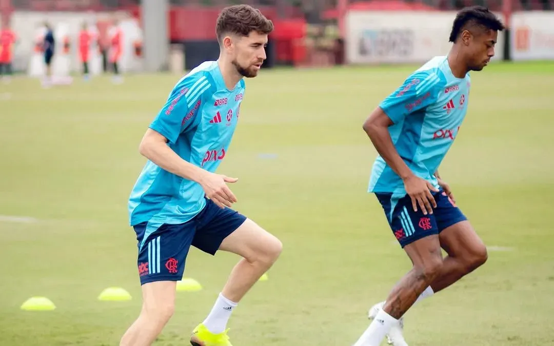 De olho no Mundial, o Flamengo realizou atividades com o grupo no CT e Jorginho participou do primeiro treino de integração o elenco no último sábado. Foto: Divulgação redes sociais/Flamengo