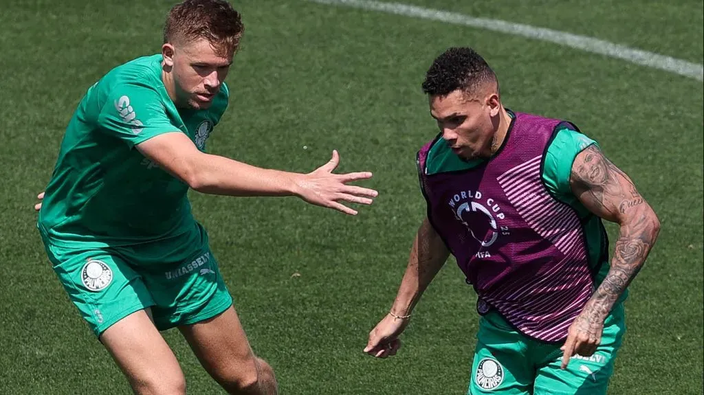 Paulinho em treino do Verdão, nos Estados Unidos – (Foto: Cesar Greco/Palmeiras/by Canon)