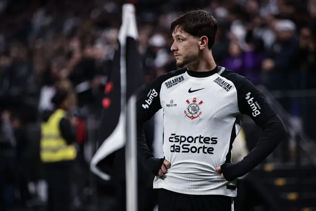 SP – SAO PAULO – 01/06/2025 – BRASILEIRO A 2025, CORINTHIANS X VITORIA – Rodrigo Garro jogador do Corinthians durante partida contra o Vitoria no estadio Arena Corinthians pelo campeonato Brasileiro A 2025. Foto: Fabio Giannelli/AGIF