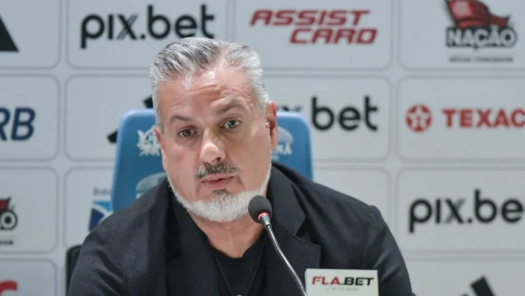 Foto: Thiago Ribeiro/AGIF – José Boto pode se reunir em breve com agentes do jogador argentino.