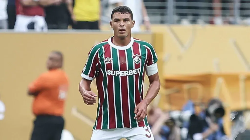 Thiago Silva foi um dos destaques do Fluminense contra o Dortmund – Foto: Lucas Merçon/FFC