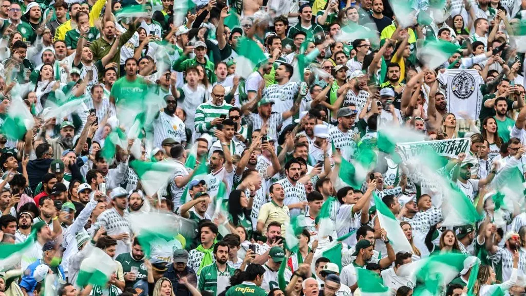 Torcida do Palmeiras em jogo contra o Porto pelo Mundial de Clubes. (Photo by David Ramos/Getty Images)
