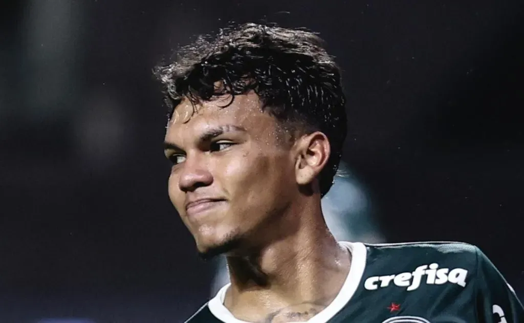 Gabriel Veron segue em baixa na carreira - Foto: Ettore Chiereguini/AGIF.