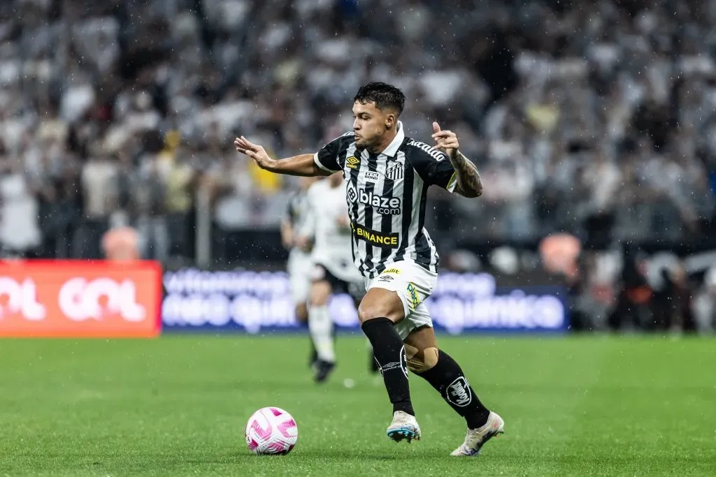 SP – SAO PAULO – 29/10/2023 – BRASILEIRO A 2023, CORINTHIANS X SANTOS – Marcos Leonardo jogador do Santos durante partida contra o Corinthians no estadio Arena Corinthians pelo campeonato Brasileiro A 2023. Foto: Abner Dourado/AGIF