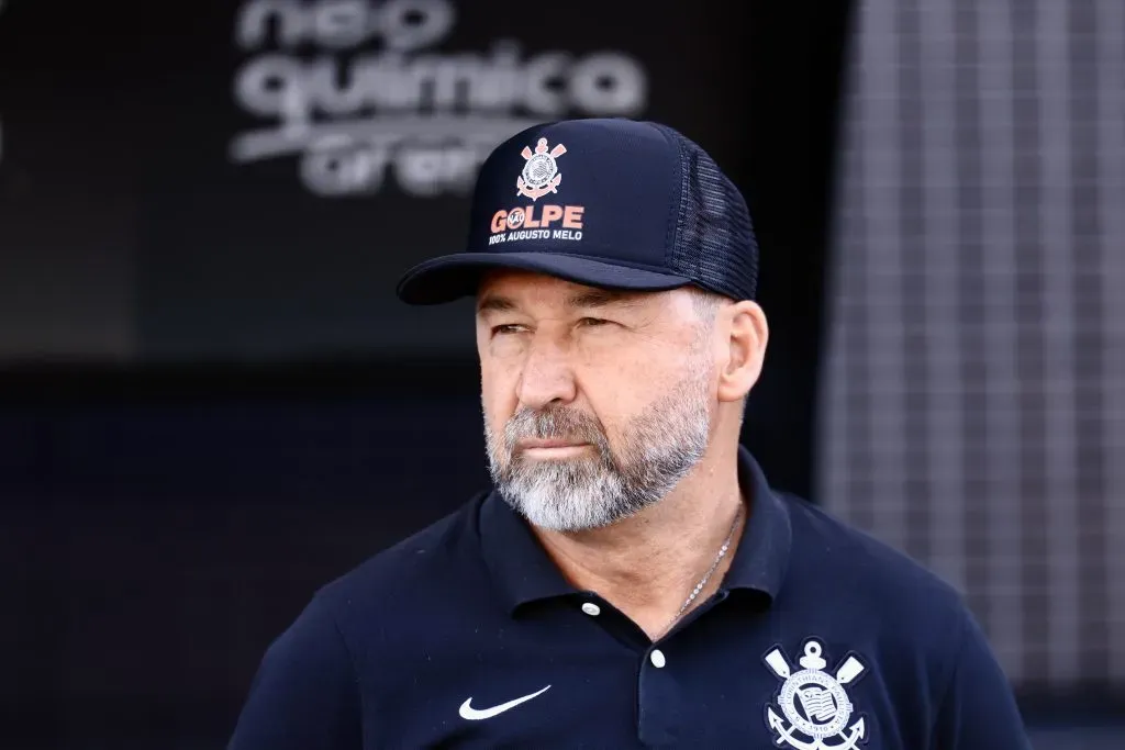 SP – SAO PAULO – 18/05/2025 – BRASILEIRO A 2025, CORINTHIANS X SANTOS – Augusto Melo presidente do Corinthians durante partida contra o Santos no estadio Arena Corinthians pelo campeonato Brasileiro A 2025. Foto: Marcello Zambrana/AGIF