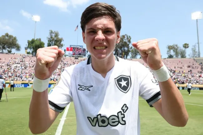 Montoro, meia-atacante argentino encantou os botafoguenses com sua atuação no jogo contra o Atlético de Madrid nesta segunda. Foto: Vitor Silva/Botafogo