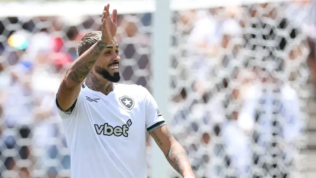 Alexander Barboza, zagueiro titular do Botafogo; Foto: Vítor Silva/Botafogo.