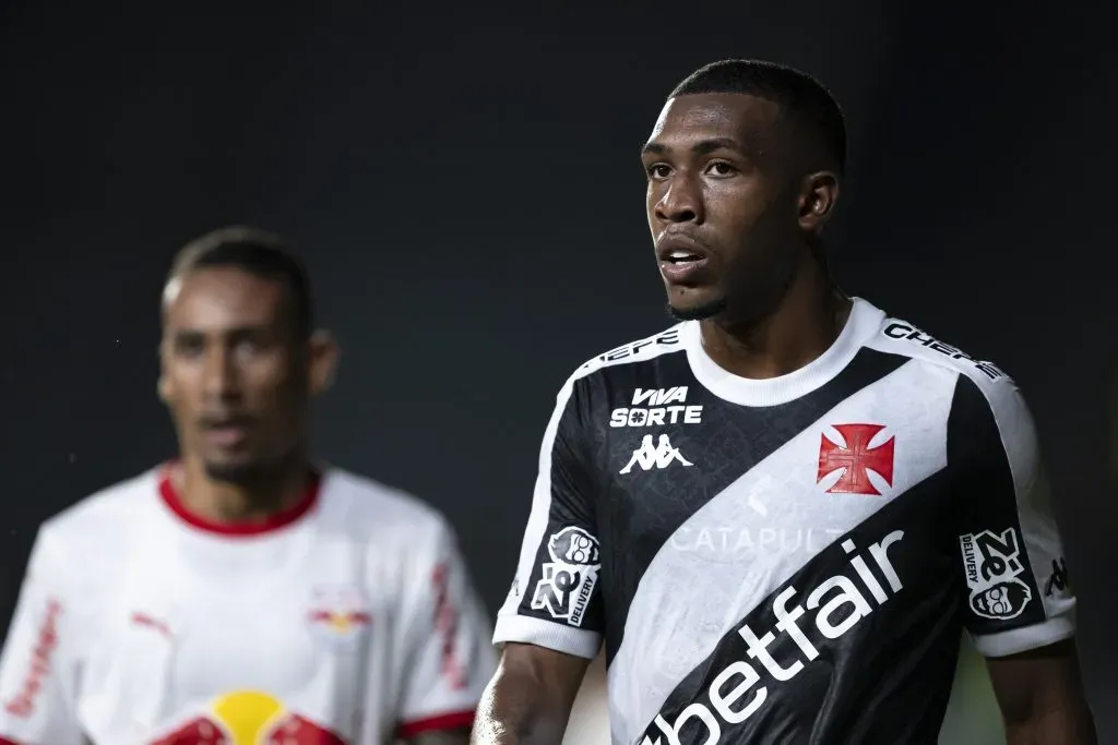 RJ – RIO DE JANEIRO – 31/05/2025 – BRASILEIRO A 2025, VASCO X BRAGANTINO – Rayan jogador do Vasco durante partida contra o Bragantino no estadio Sao Januario pelo campeonato Brasileiro A 2025. Foto: Jorge Rodrigues/AGIF